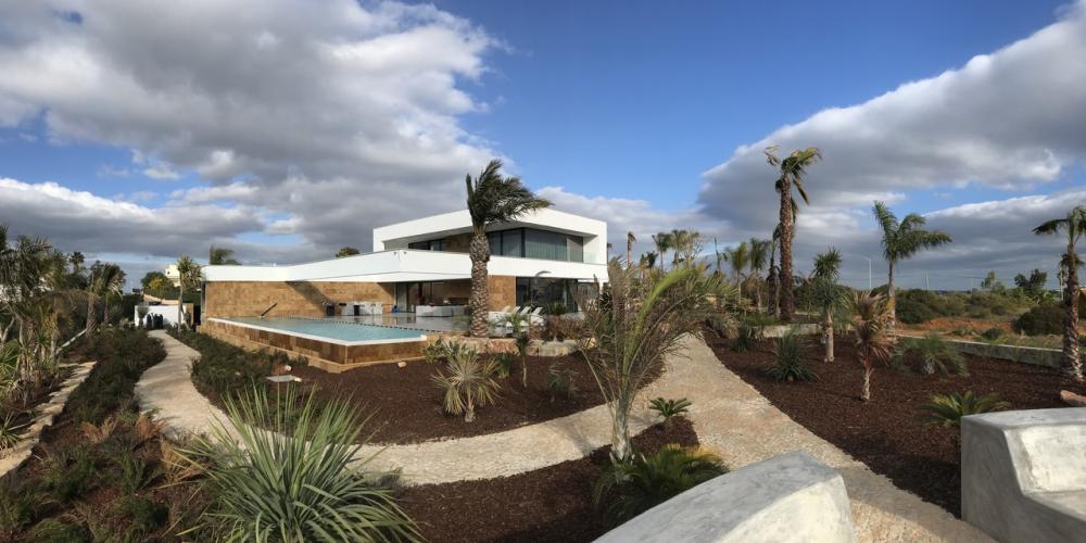 Single-fjölskyldan aðskilinn hús FERRAGUDO Estombar kol tjörn Algarve arkitektúr hönnun arkitektúr framkvæmdir